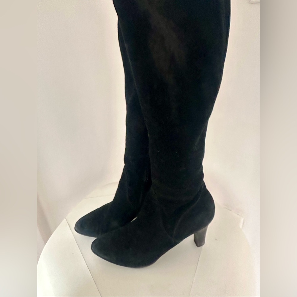 La Canadian tall suede water proof boots